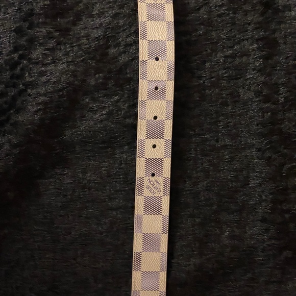 Louis Vuitton Damier Azur belt- If my pictures are needed please send a request - Picture 9 of 10